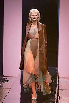 Look 77